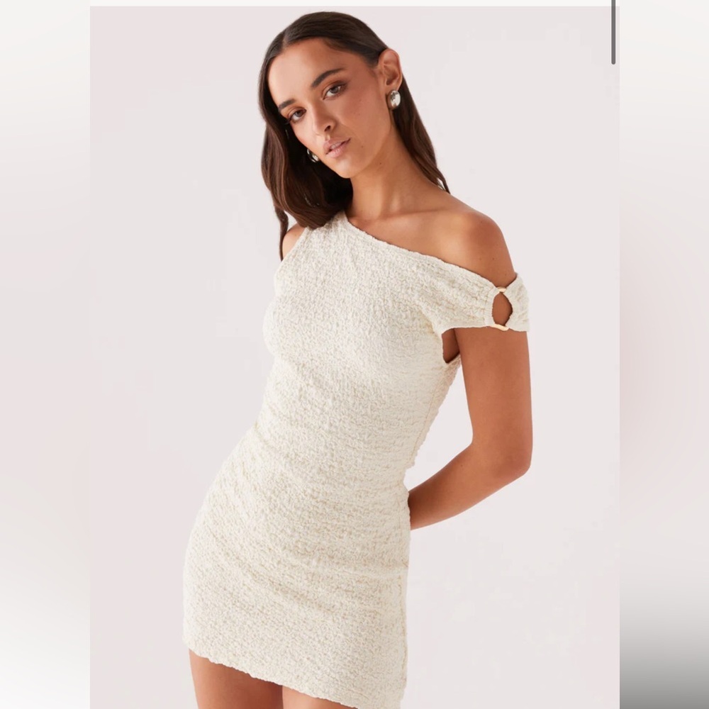 NWT Peppermayo Farah Off Shoulder Mini Dress